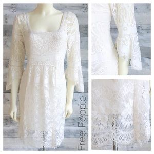 EUC-Eyelash lace square neck bell sleeve boho